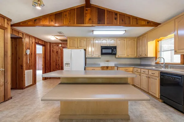 $585,000 | 2992 Thomasville Road, Bainbridge, GA 39819