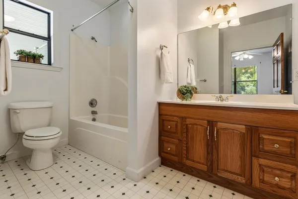 $585,000 | 2992 Thomasville Road, Bainbridge, GA 39819