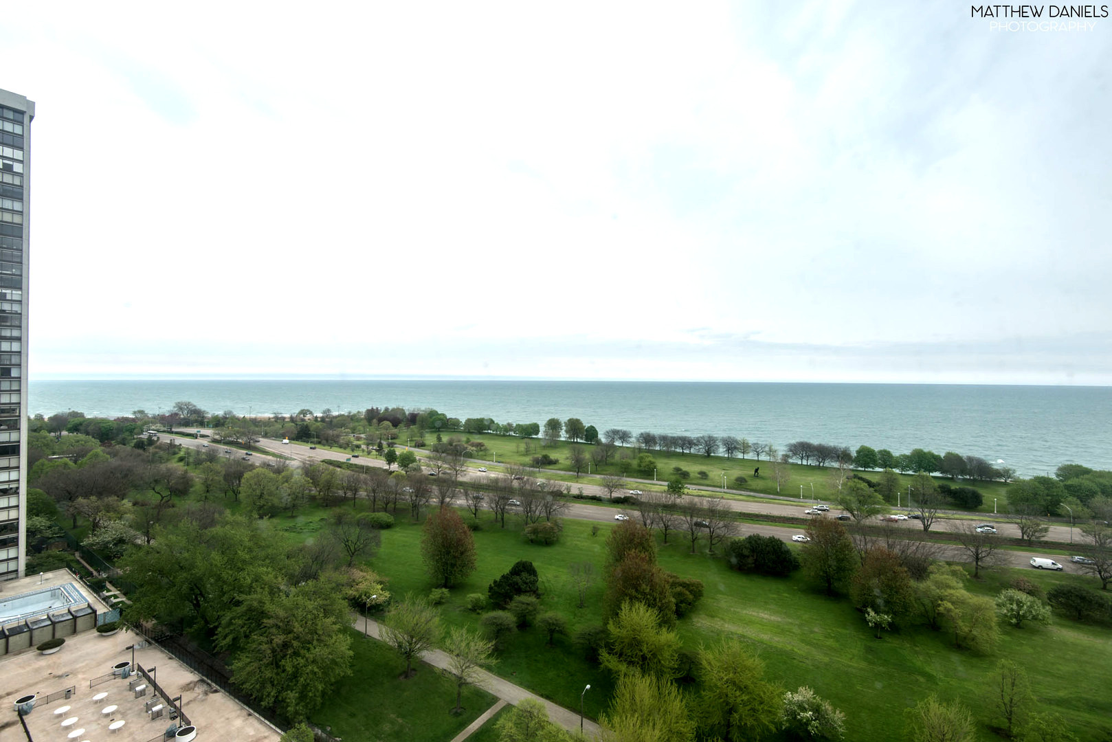 5415 North Sheridan Road, Unit 1806 Chicago, IL 60640 - Photo 35 of 38 an aerial view of residential houses with outdoor space and trees