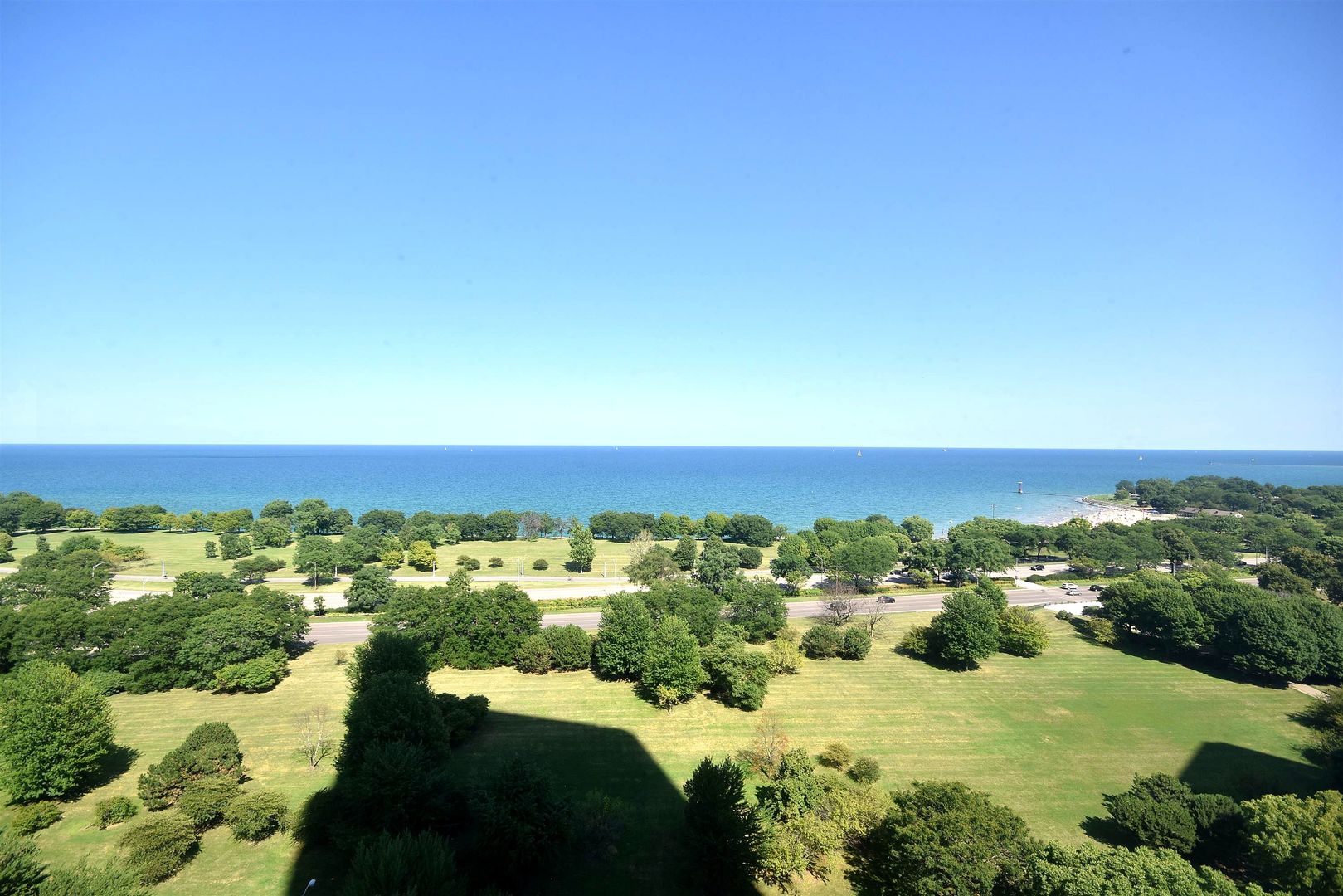 5415 North Sheridan Road, Unit 1806 Chicago, IL 60640 - Photo 7 of 38 a view of city and ocean