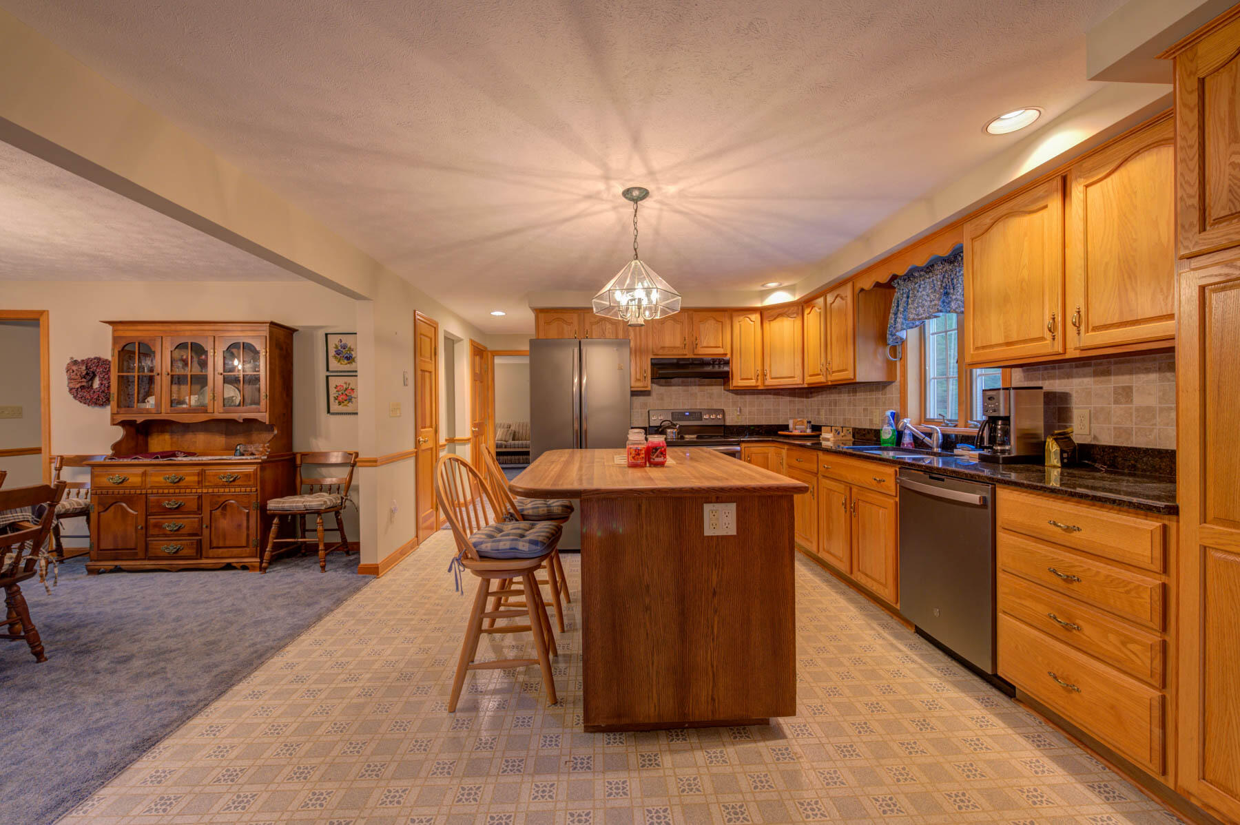 80 Ogunquit Road York, ME 03902 - Photo 6 of 45 pic-7