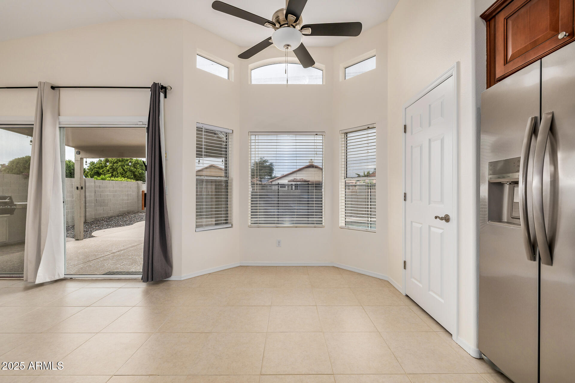 15002 South 47th Street Phoenix, AZ 85044 - Photo 11 of 41 a view of an empty room