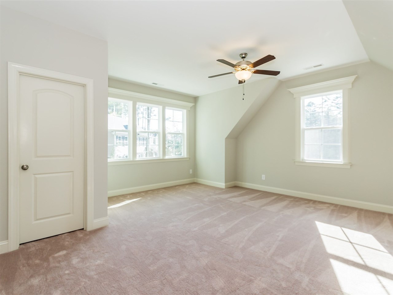8004 Jessamine Way Raleigh, NC 27612 - Photo 18 of 25 Photo 18