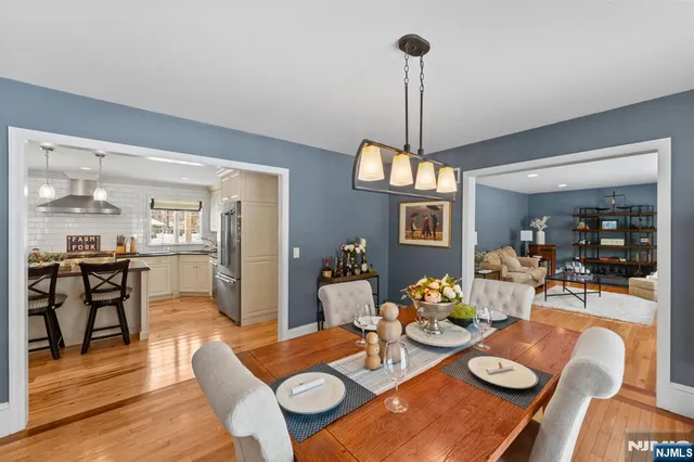 $899,000 | 2 Overbrook Place, Hillsdale, NJ 07642