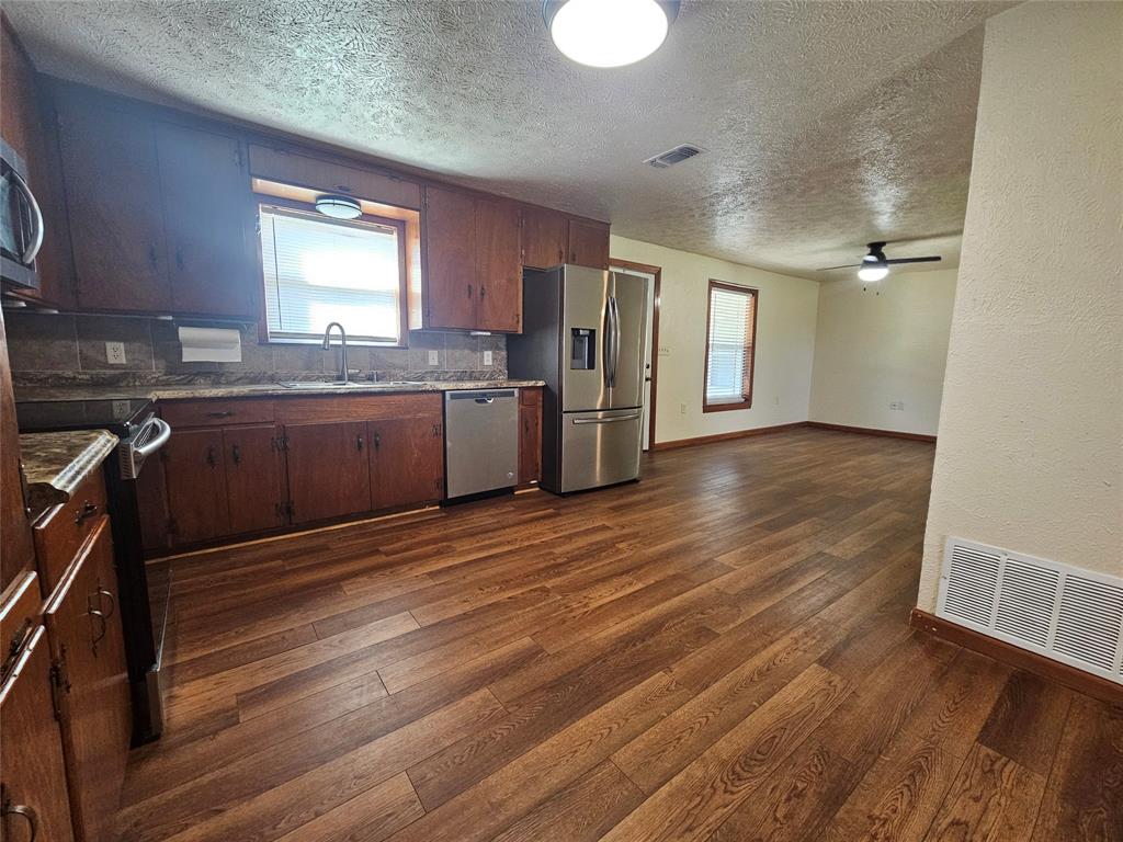 2901 Ranger Highway Weatherford, TX 76088 - Photo 5 of 30