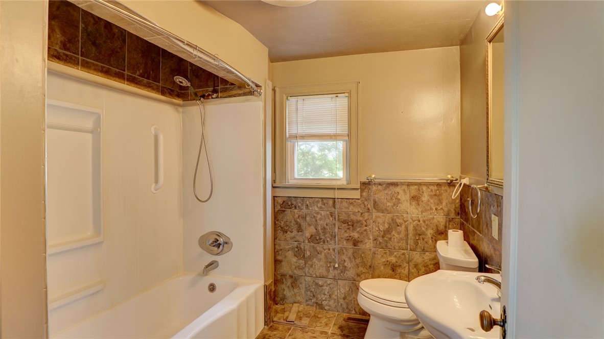 3640 North Woodford Street Decatur, IL 62526 - Photo 31 of 48