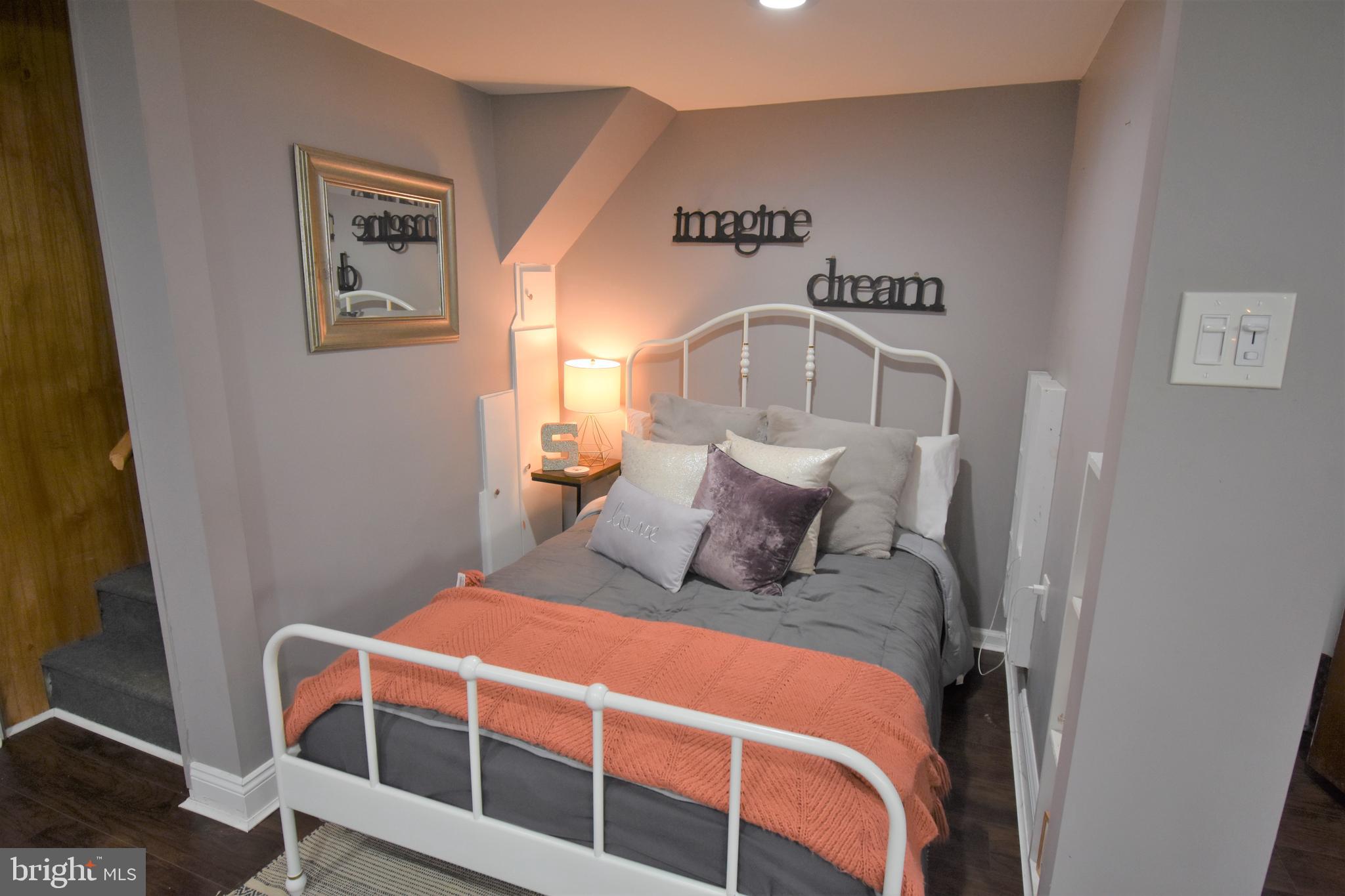 2925 Gelena Road Philadelphia, PA 19152 - Photo 26 of 31 Gallery Image 26