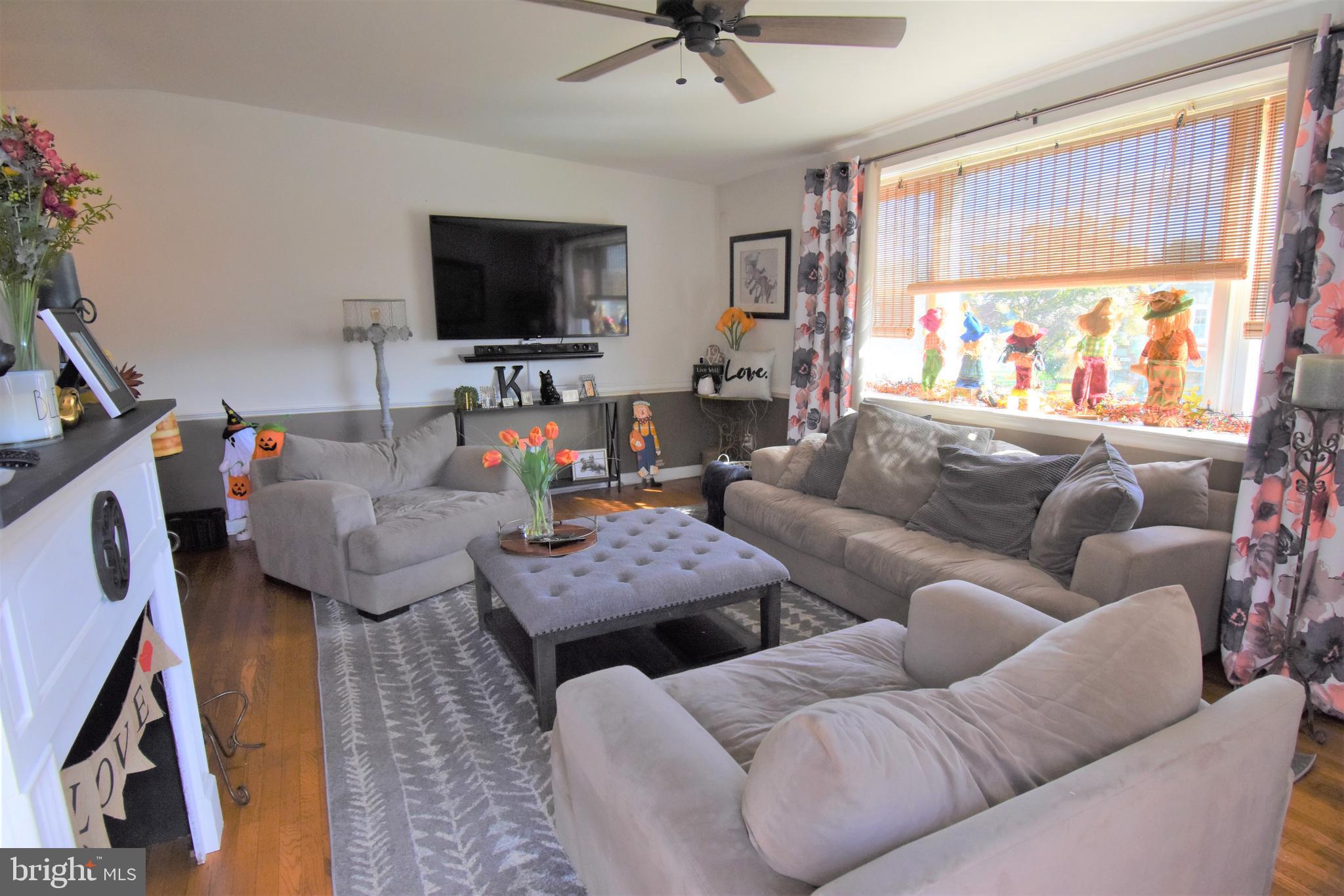 2925 Gelena Road Philadelphia, PA 19152 - Photo 5 of 31 Gallery Image 5
