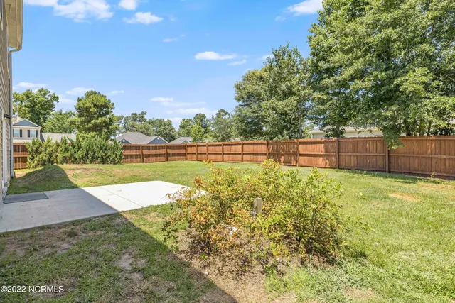 $2,100 | 401 Gavin's Run, Sneads Ferry, NC 28460