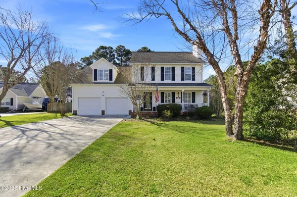 $335,000 | 207 Portland Place, Hubert, NC 28539