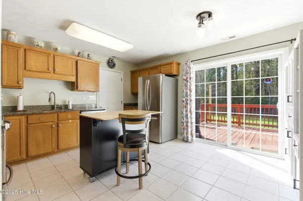 $335,000 | 207 Portland Place, Hubert, NC 28539