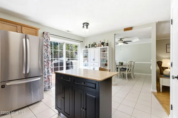 $335,000 | 207 Portland Place, Hubert, NC 28539