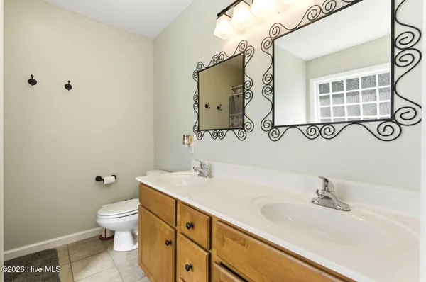 $335,000 | 207 Portland Place, Hubert, NC 28539