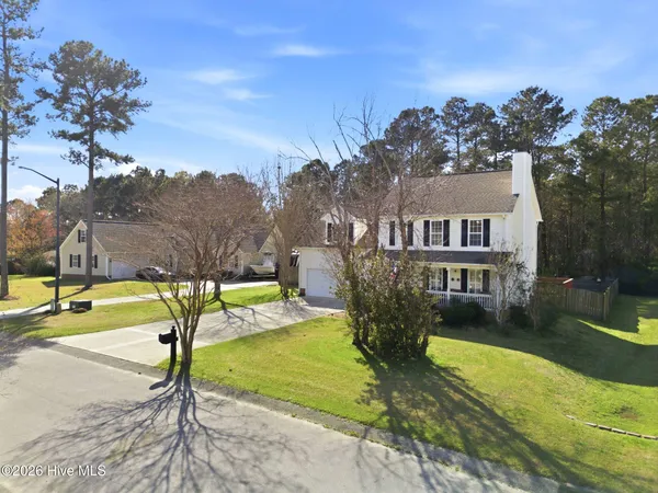 $335,000 | 207 Portland Place, Hubert, NC 28539
