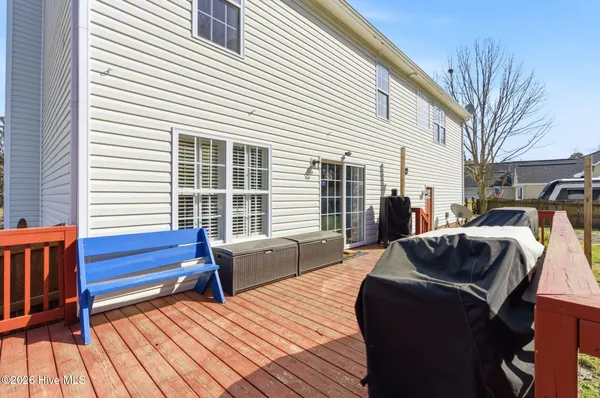 $335,000 | 207 Portland Place, Hubert, NC 28539