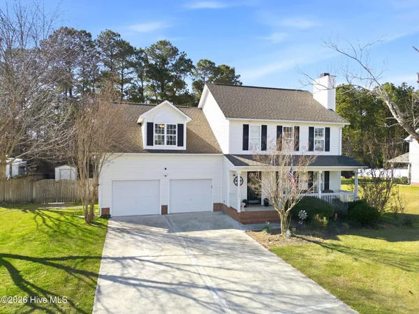 $335,000 | 207 Portland Place, Hubert, NC 28539