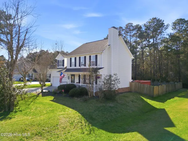 $335,000 | 207 Portland Place, Hubert, NC 28539