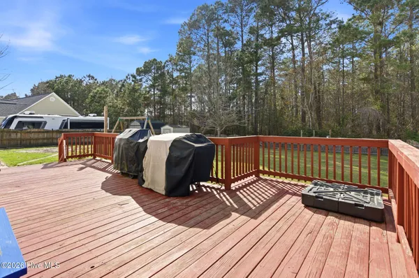 $335,000 | 207 Portland Place, Hubert, NC 28539