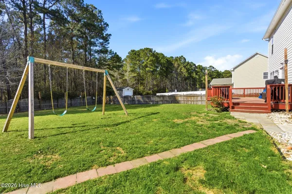 $335,000 | 207 Portland Place, Hubert, NC 28539