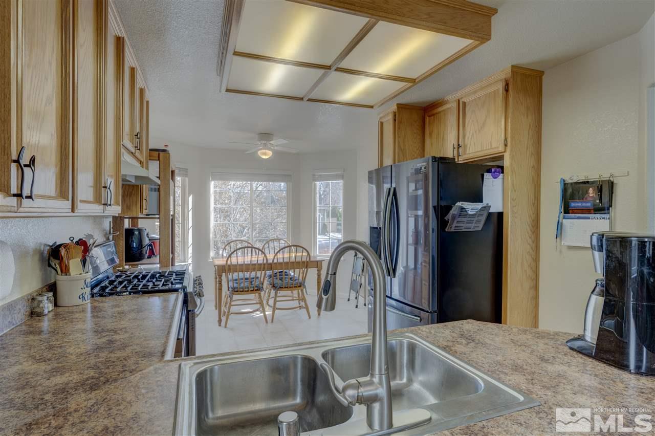 2665 Starks Way Reno, NV 89512 - Photo 6 of 21 Photo 6