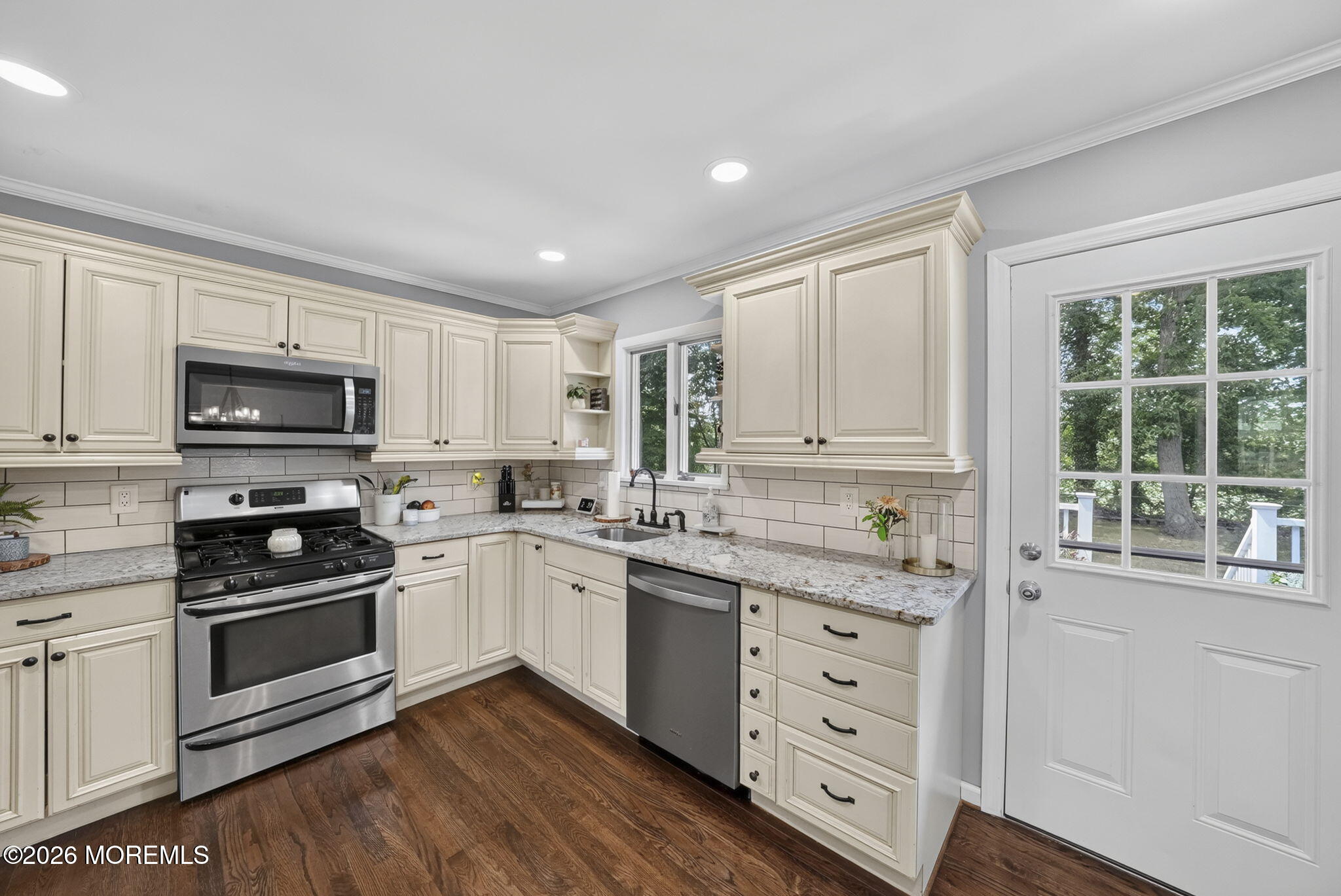 290 Riveredge Road Tinton Falls, NJ 07724 - Photo 7 of 31 Kitchen