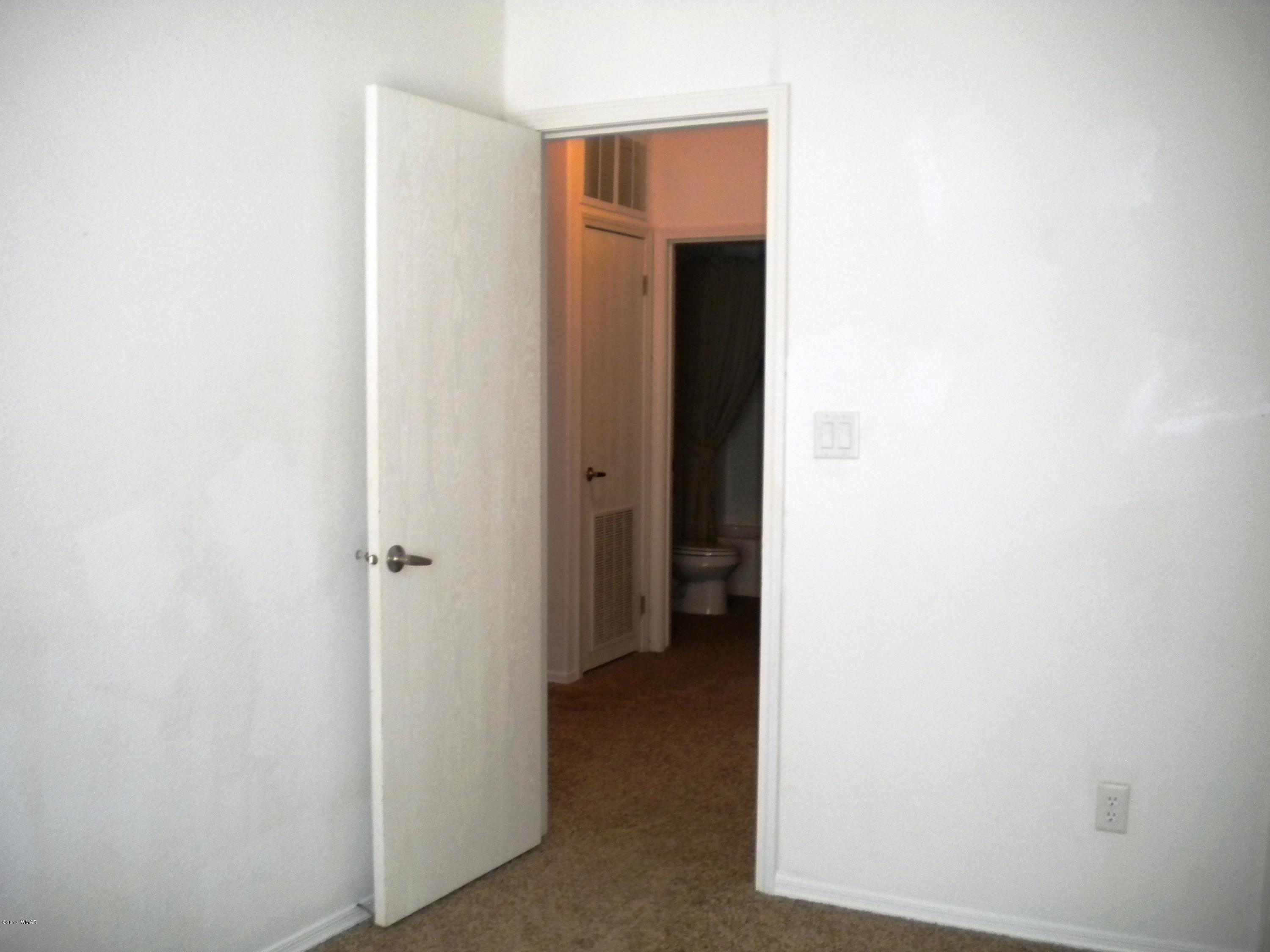 6359 Deer Run Road Show Low, AZ 85901 - Photo 28 of 43 Gallery Image 28