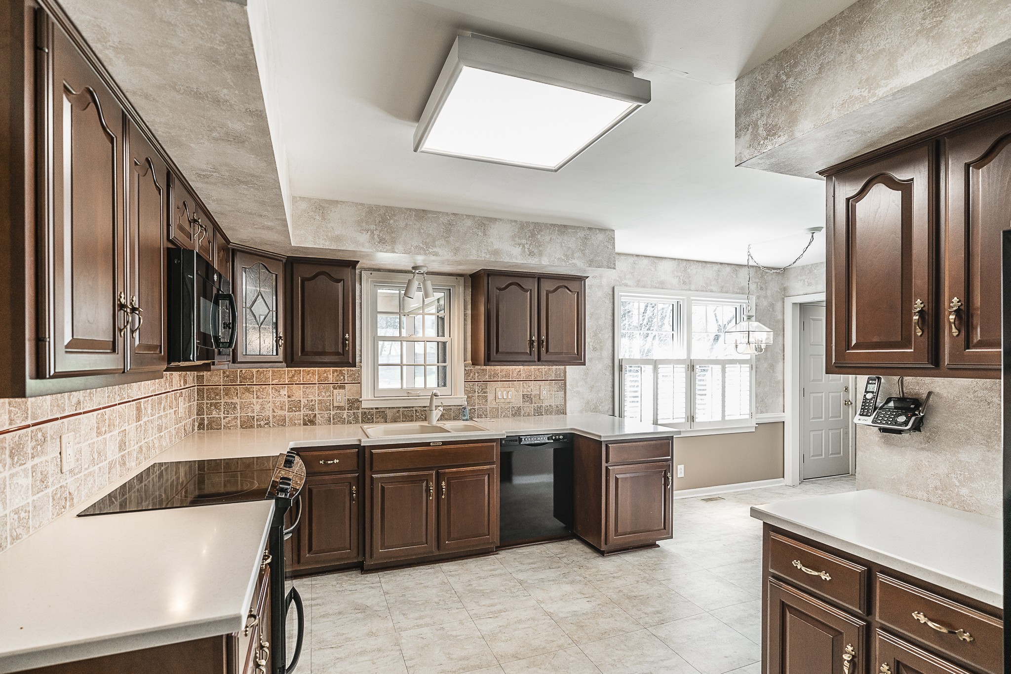 2110 Hartland Road Franklin, TN 37069 - Photo 9 of 41 Gallery Image 9