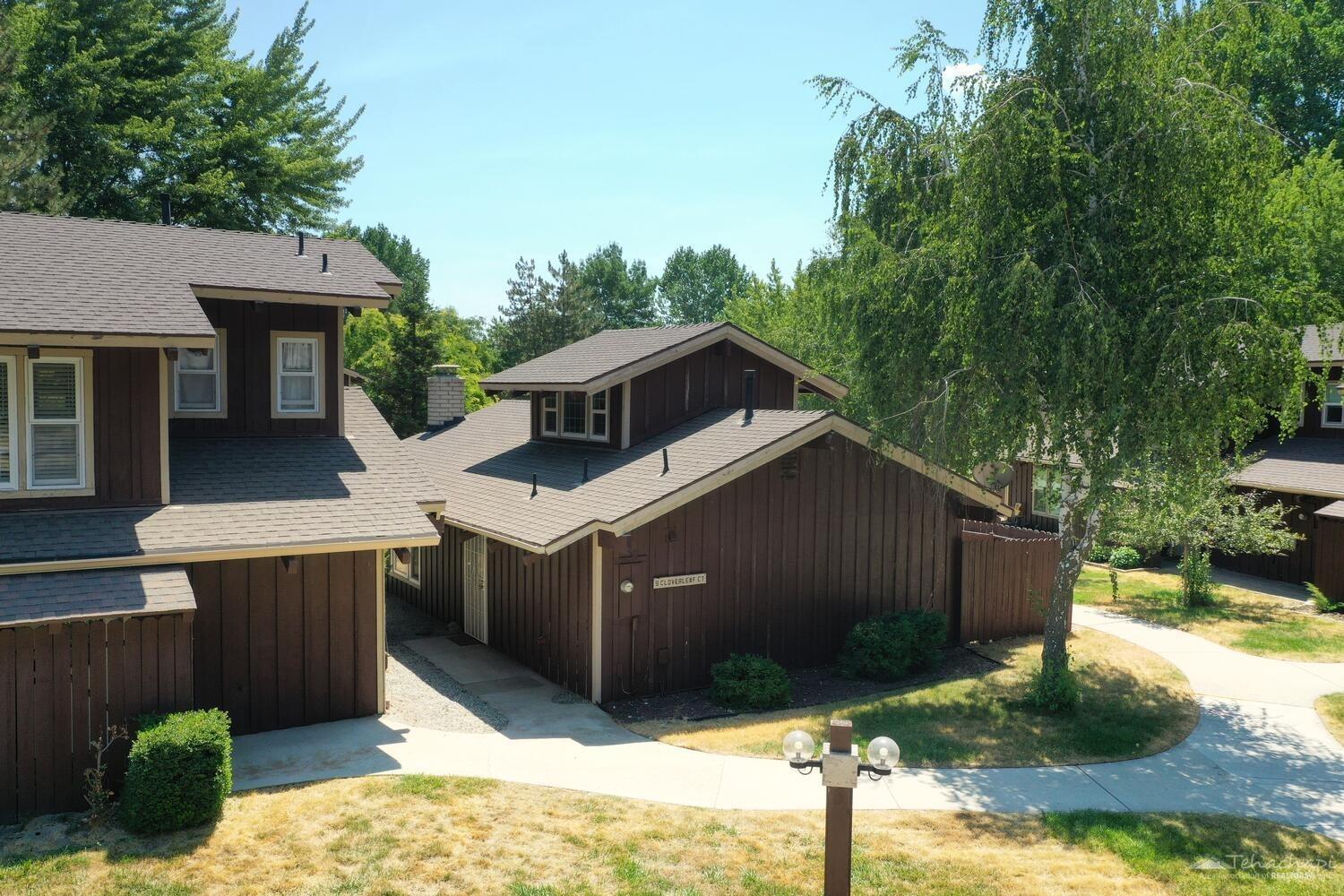 7 Cloverleaf Court Tehachapi, CA 93561 - Photo 2 of 38 Gallery Image 2