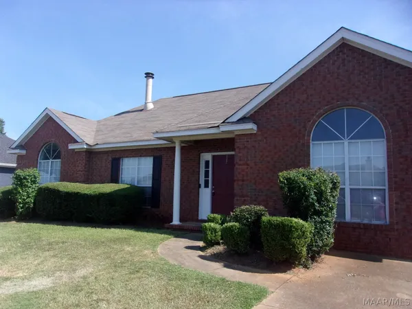 $1,650 | 826 Bluegrass Drive, Prattville, AL 36066