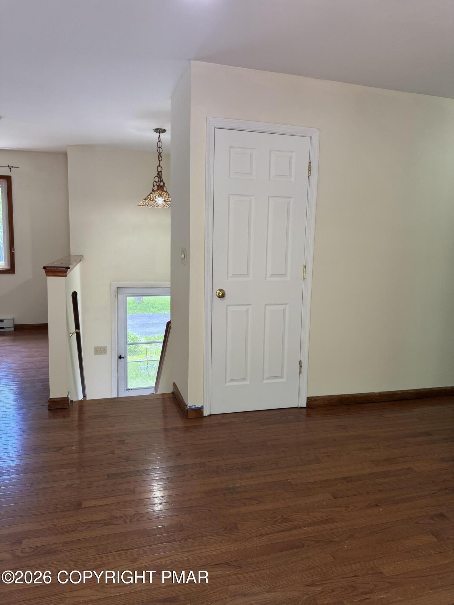 2127 Faratol Road East Stroudsburg, PA 18302 - Photo 7 of 17 IMG_2903