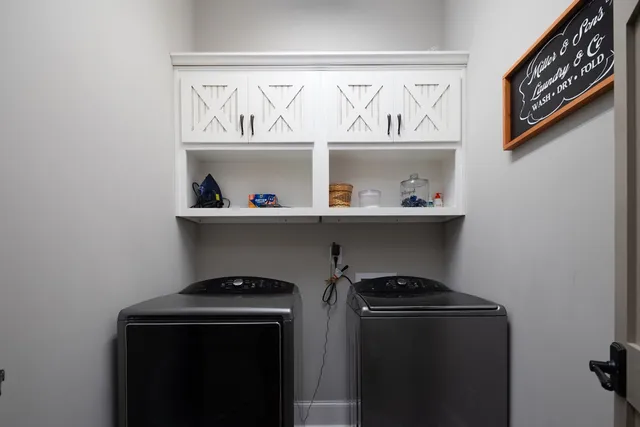 a view of utility room with washer and dryer