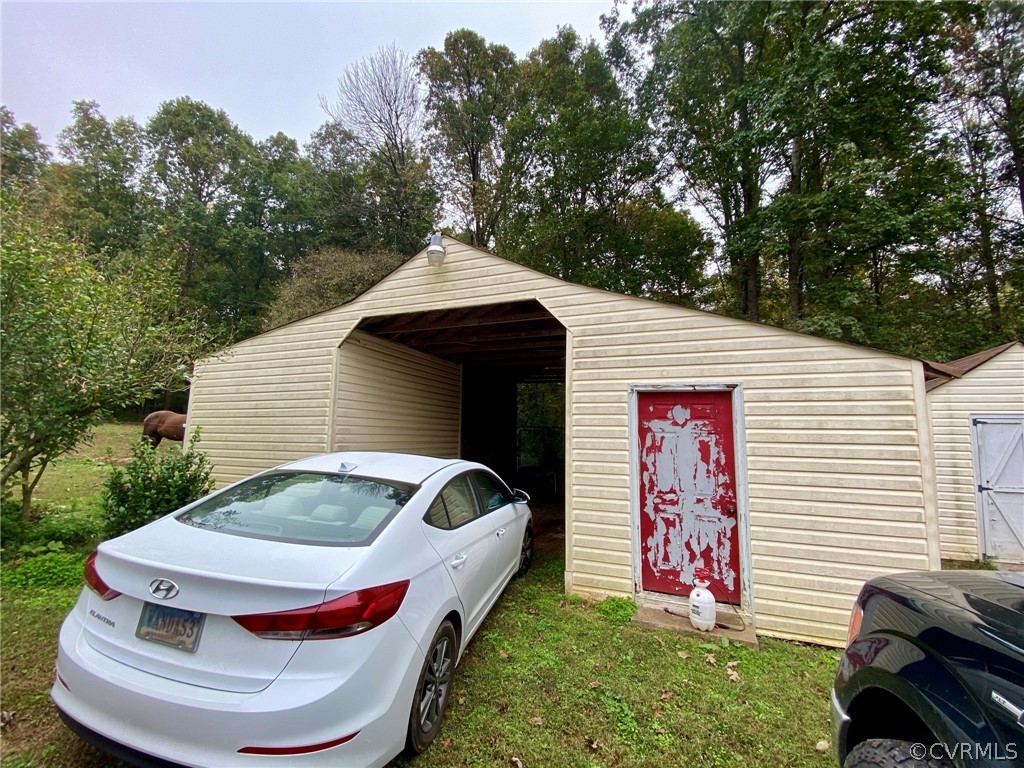 14420 Meade Road Amelia Court House, VA 23002 - Photo 28 of 39 Gallery Image 28