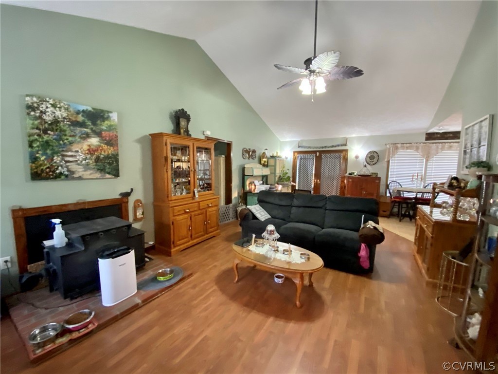 14420 Meade Road Amelia Court House, VA 23002 - Photo 4 of 39 Gallery Image 4
