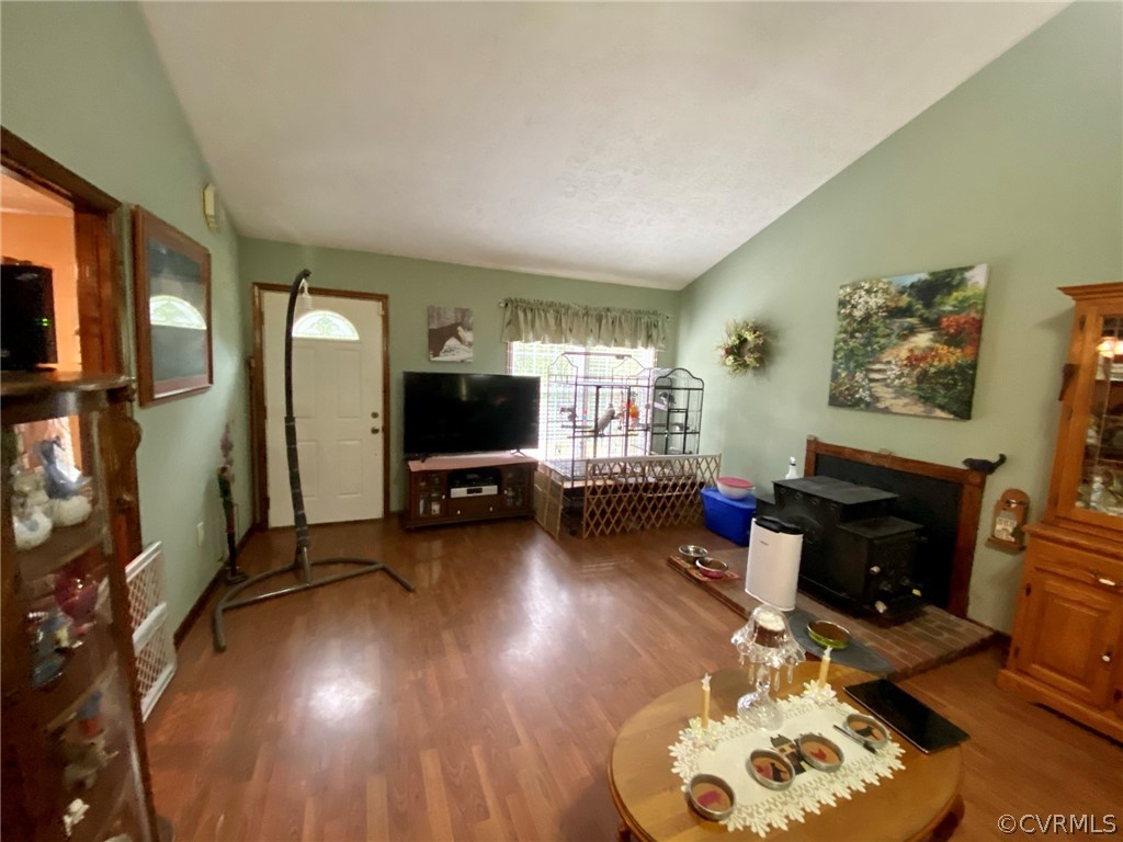 14420 Meade Road Amelia Court House, VA 23002 - Photo 5 of 39 Gallery Image 5