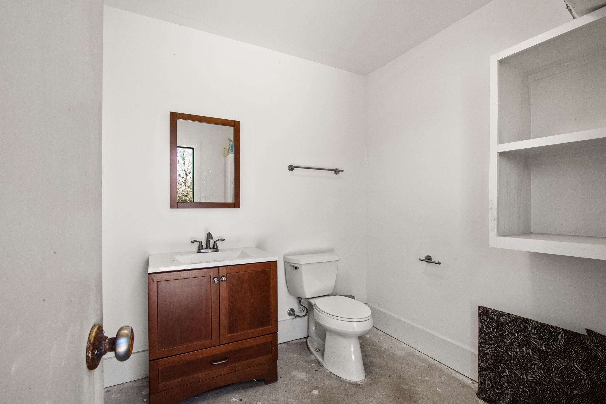 3610 Wellspring Lake Drive Fulshear, TX 77441 - Photo 32 of 45 a bathroom with a toilet sink and mirror