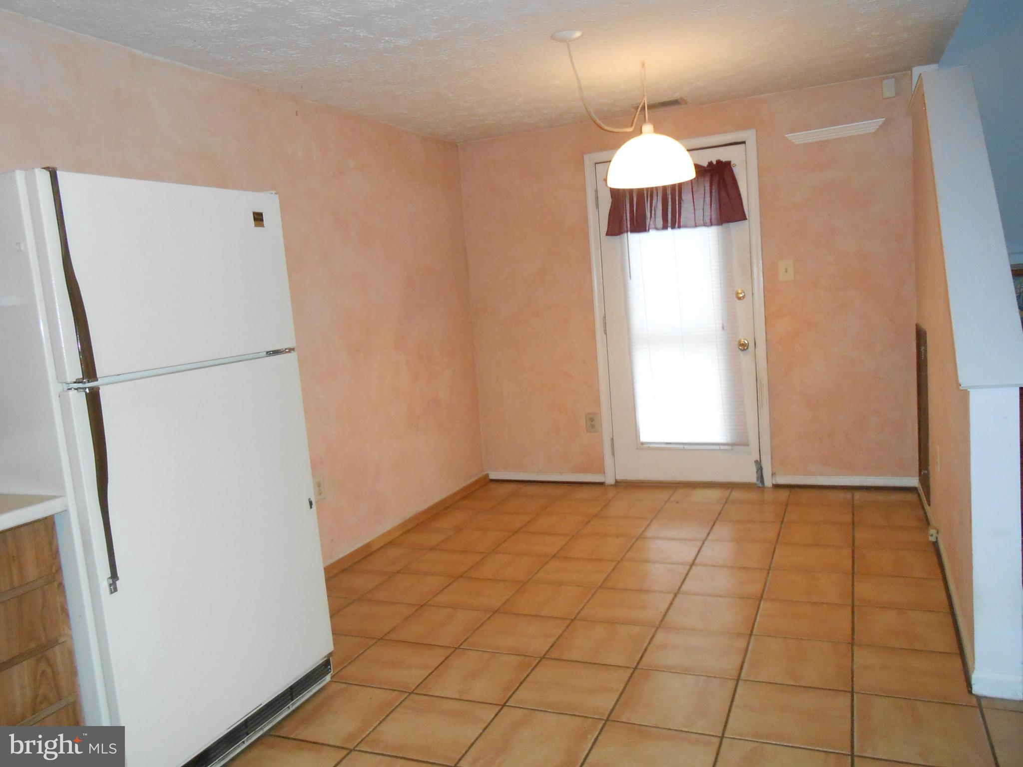 322 Legato Terrace Silver Spring, MD 20901 - Photo 4 of 12 Kitchen