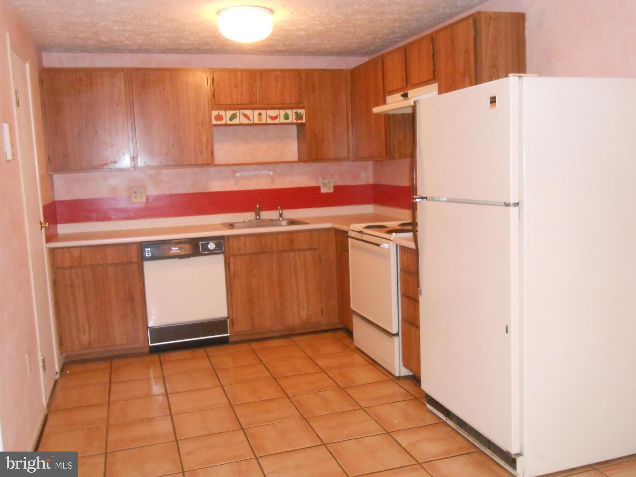 322 Legato Terrace Silver Spring, MD 20901 - Photo 5 of 12 Kitchen