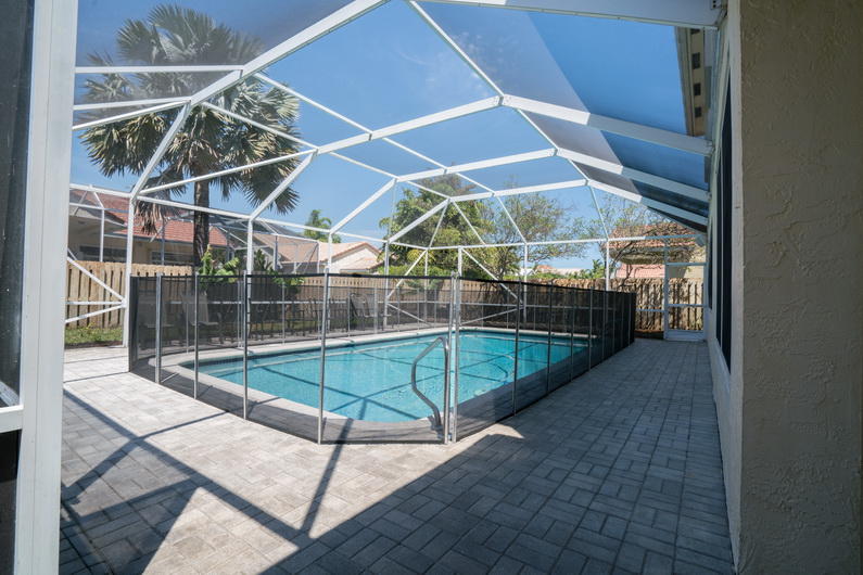 9721 Enchanted Pointe Lane Boca Raton, FL 33496 - Photo 21 of 25 a view of a indoor swimming pool