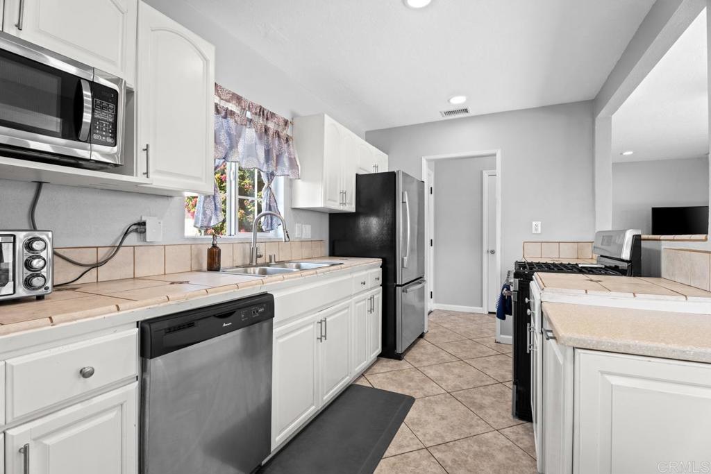 1201 North 3rd Street El Cajon, CA 92021 - Photo 6 of 16