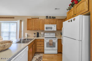 531 Tansi Trail Pigeon Forge, TN 37863 - Photo 4 of 23 4