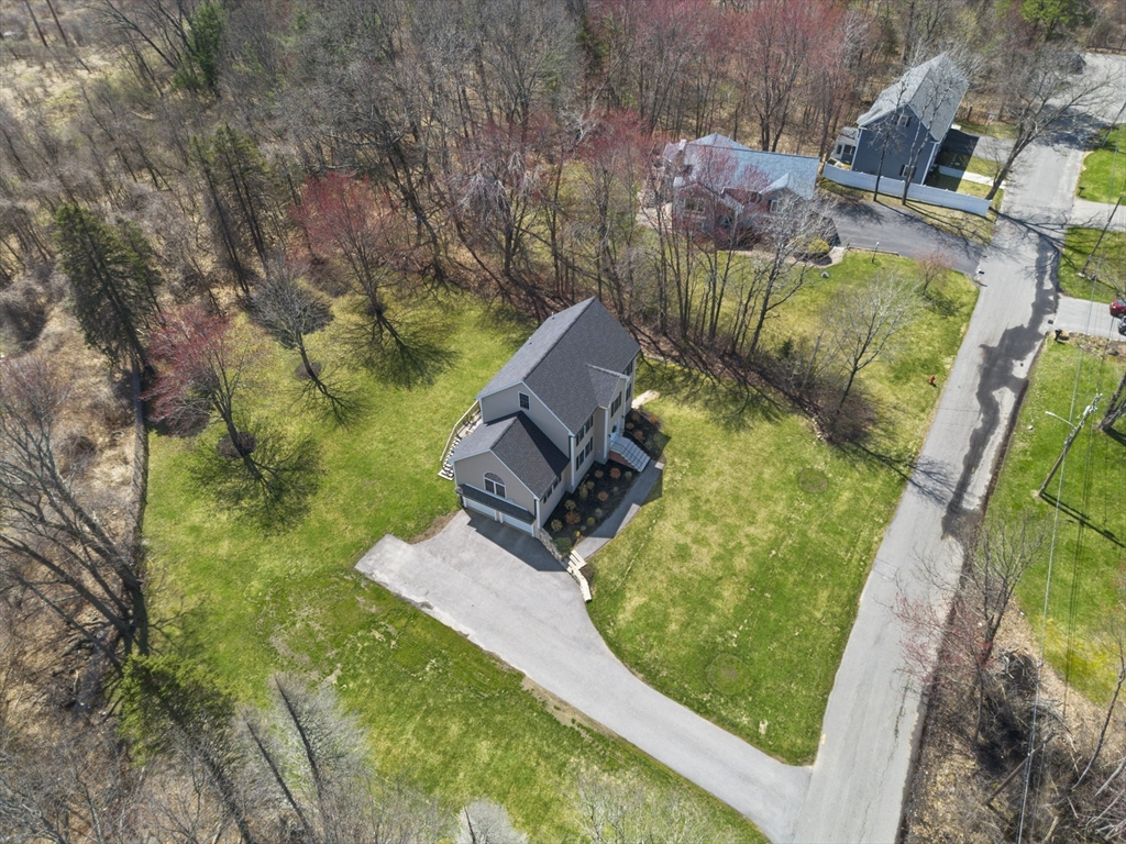56 Cornelie Road Methuen, MA 01844 - Photo 4 of 38 Gallery Image 4