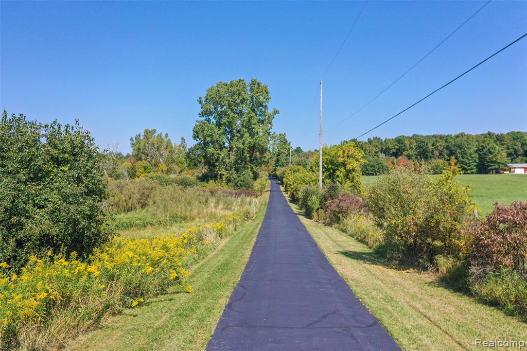 11457 Lapeer Road Davison, MI 48423 - Photo 76 of 96