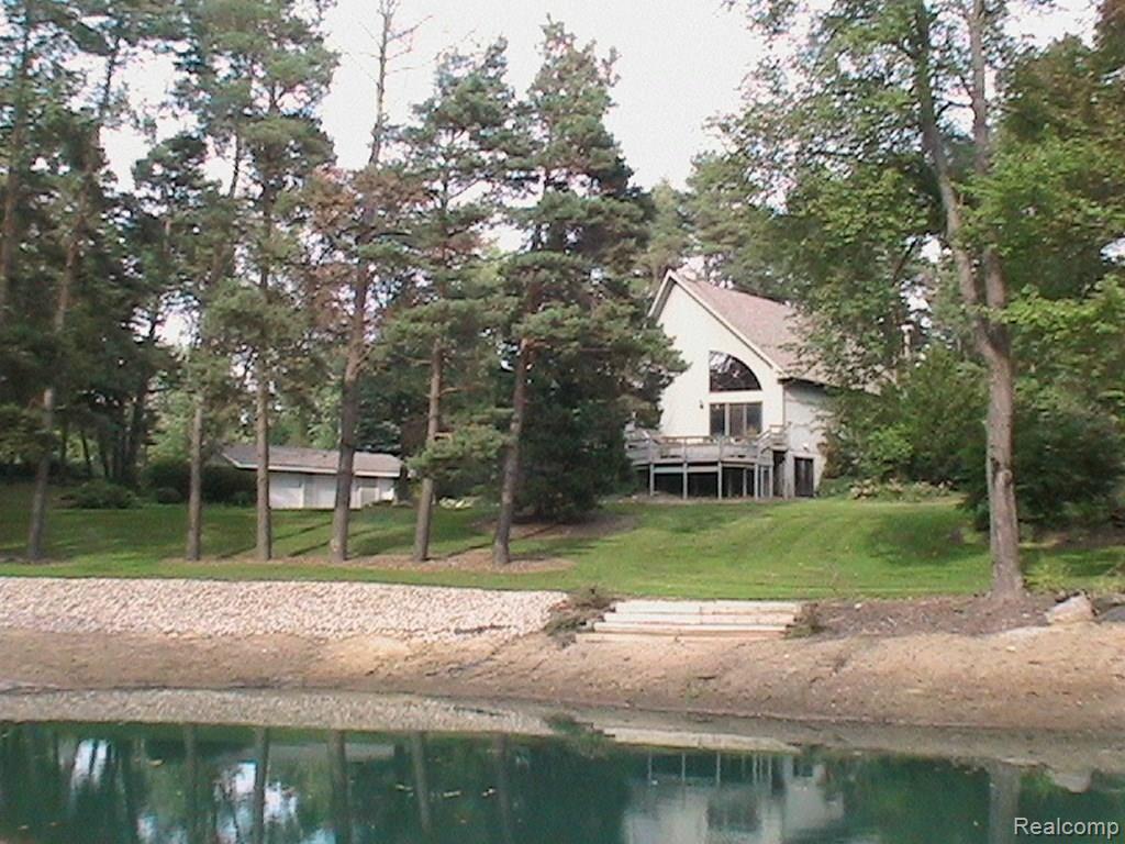 3321 Hodges Road Dryden, MI 48428 - Photo 5 of 38 5-front.jpg