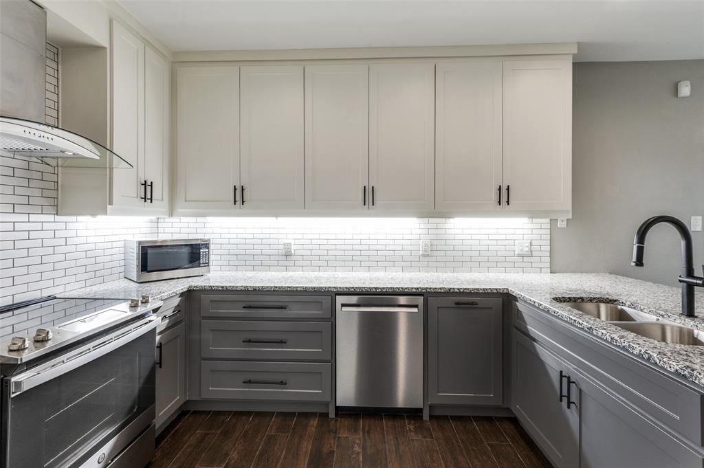 533 Raintree Circle Coppell, TX 75019 - Photo 17 of 38