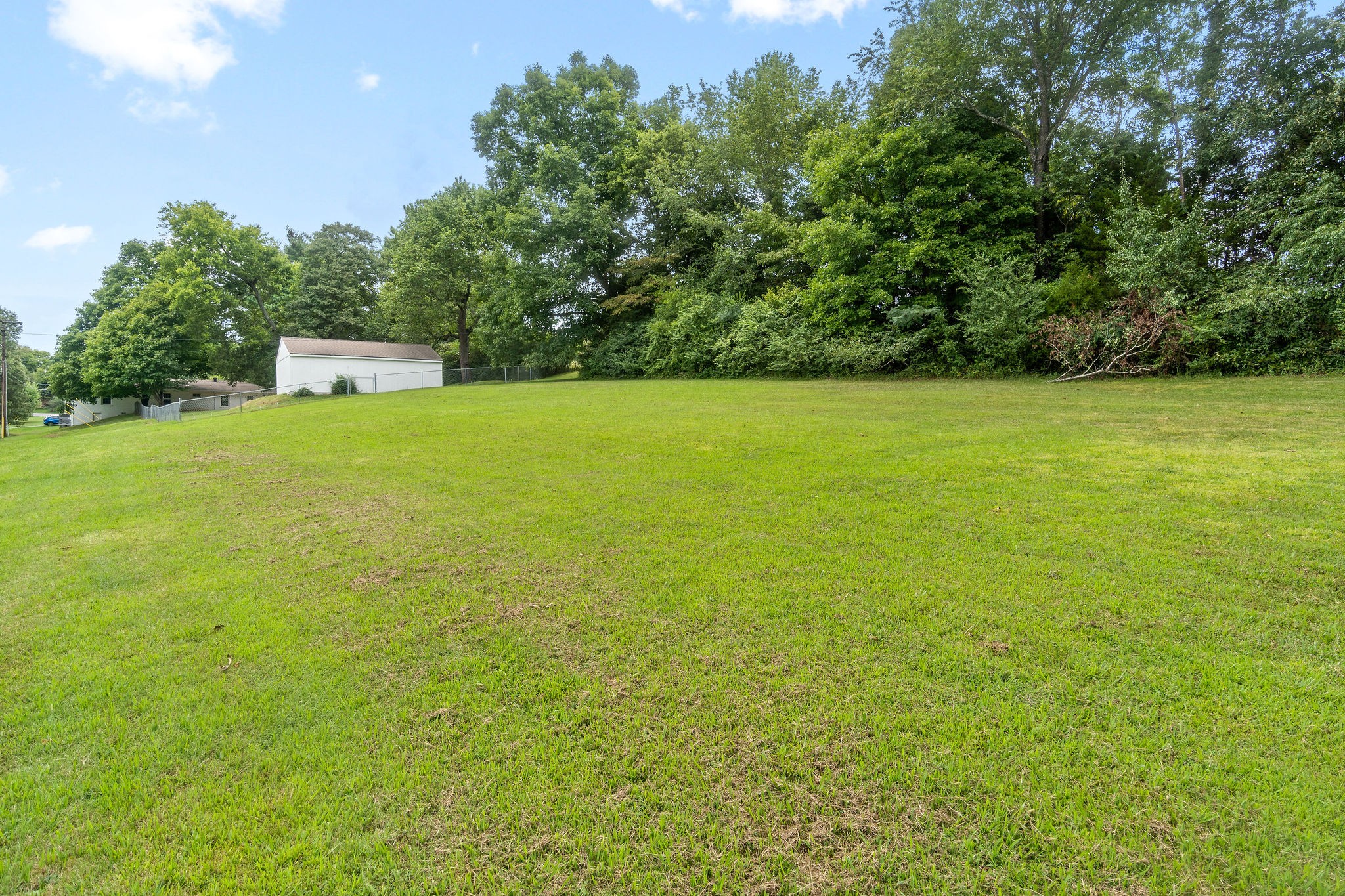 370 Rossview Road Clarksville, TN 37043 - Photo 24 of 28 Gallery Image 24