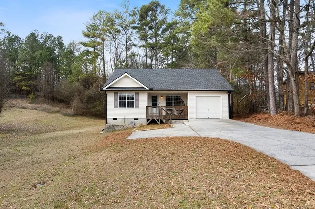 $225,000 | 366 Pathfinder Circle Southeast, Calhoun, GA 30701