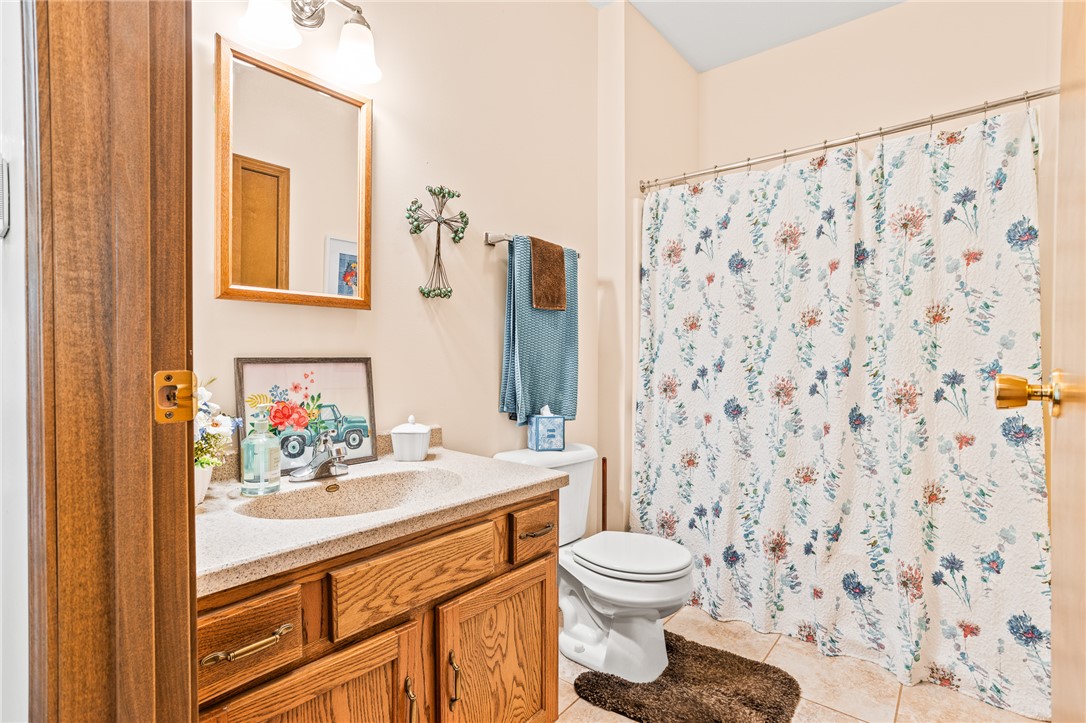 4222 Ramsey Road Springfield, OH 45502 - Photo 60 of 79 This functional bathroom offers essential amenities for daily routines.