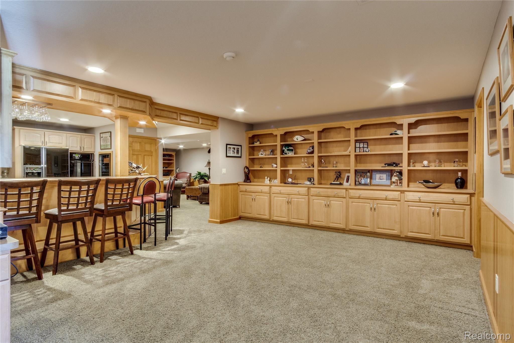2013 East Baldwin Road Grand Blanc, MI 48439 - Photo 35 of 56 Interiors (54 of 64).jpg