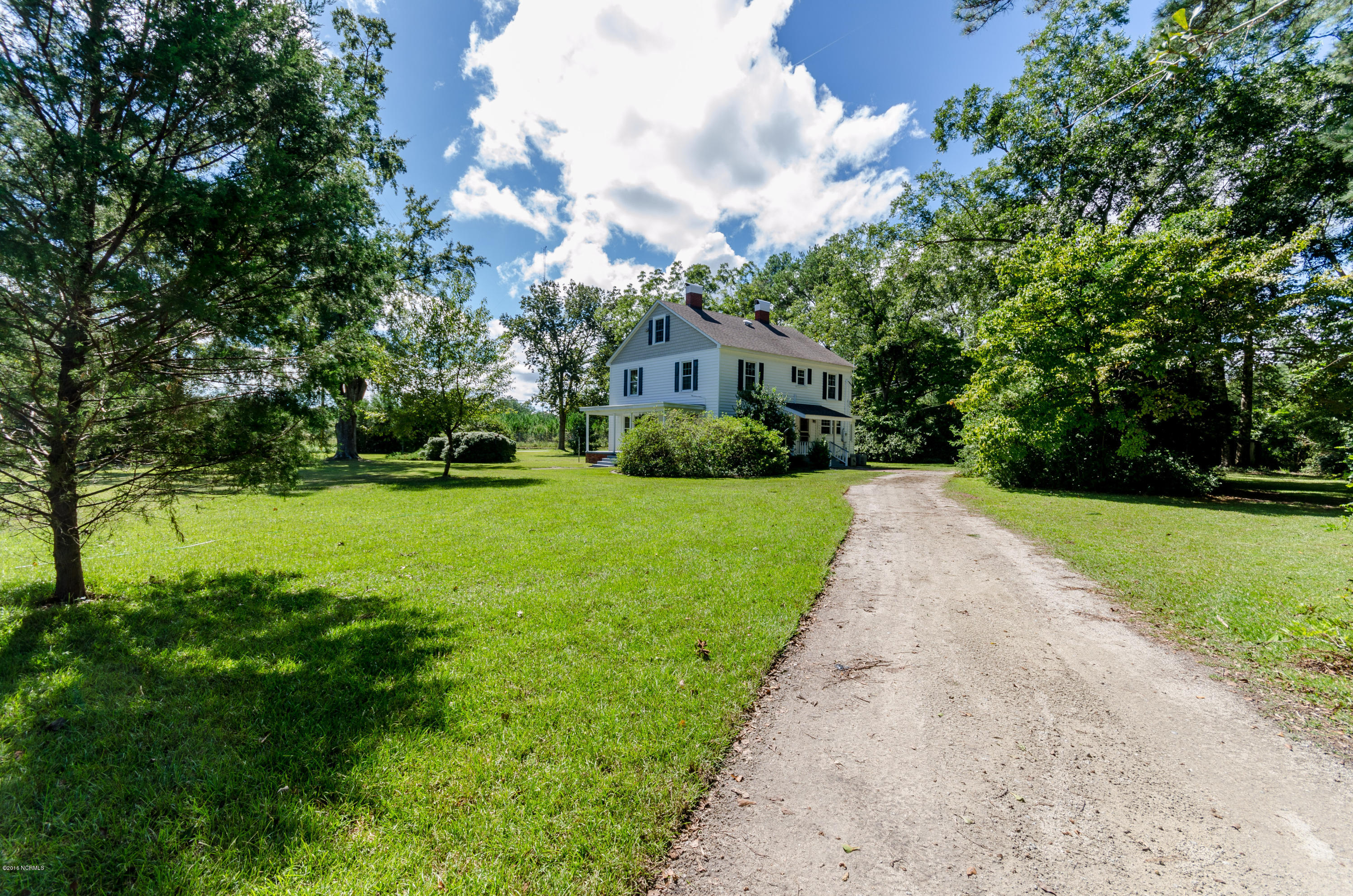 155 Starling Road Hubert, NC 28539 - Photo 1 of 40 20160921-20160921-DSC_0067