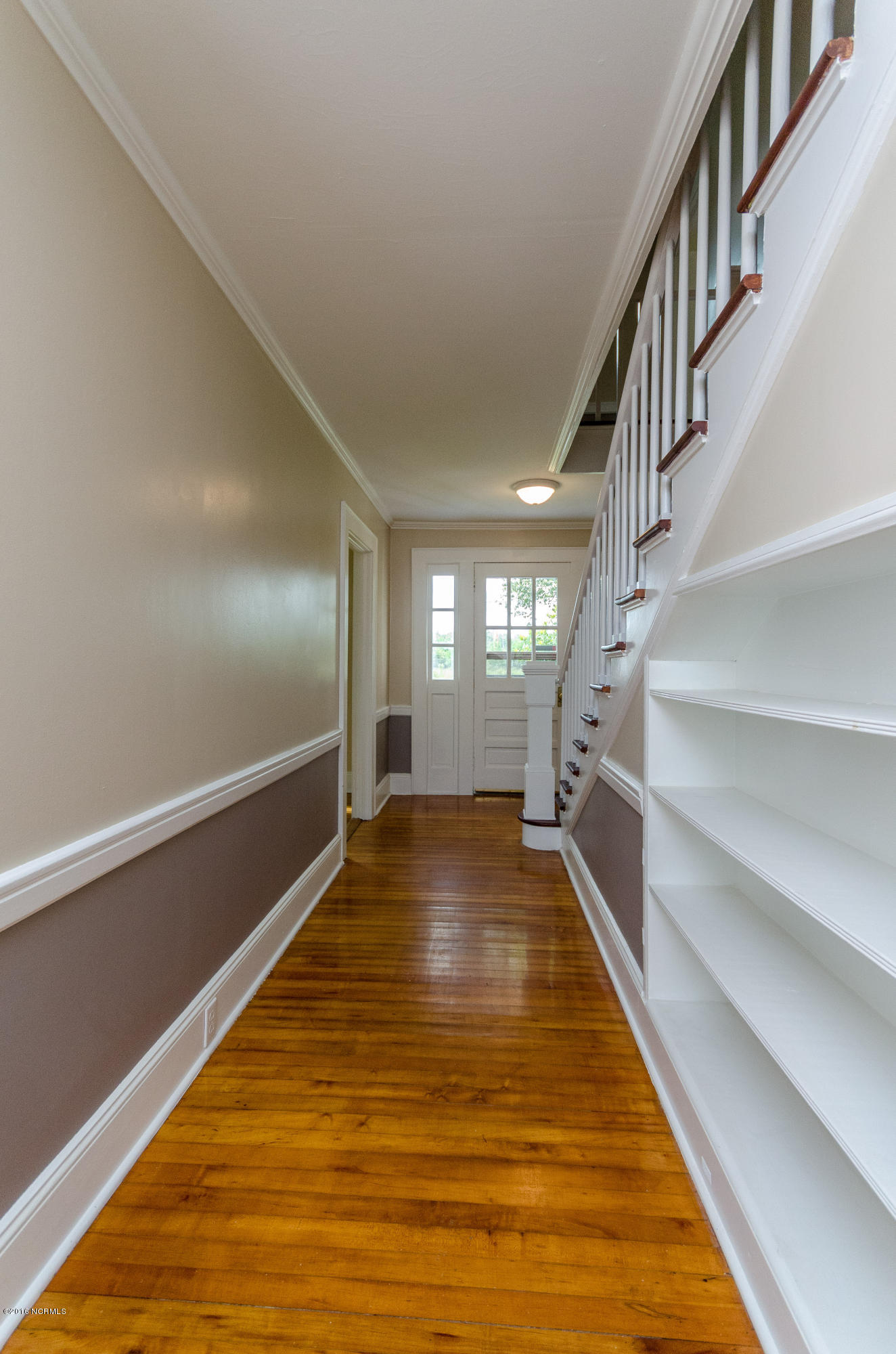 155 Starling Road Hubert, NC 28539 - Photo 14 of 40 Staircase
